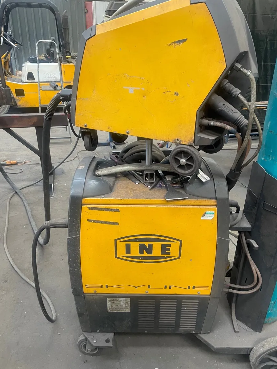 Welder - Image 4