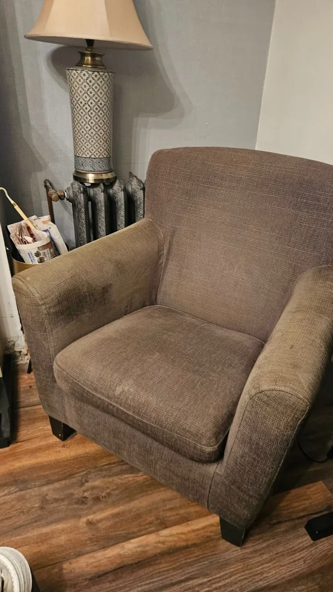 Armchair - Image 1