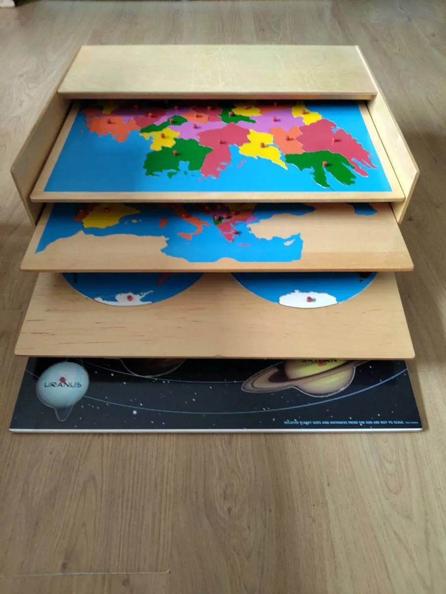 Montessori Lisheen Maps and cabinet - Image 3