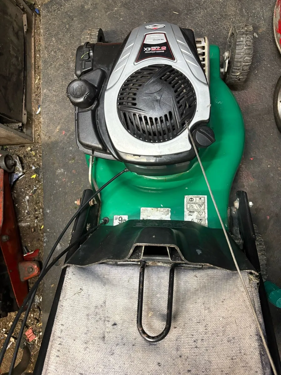 Britain’s Stratton self drive fully serviced p.m. - Image 1