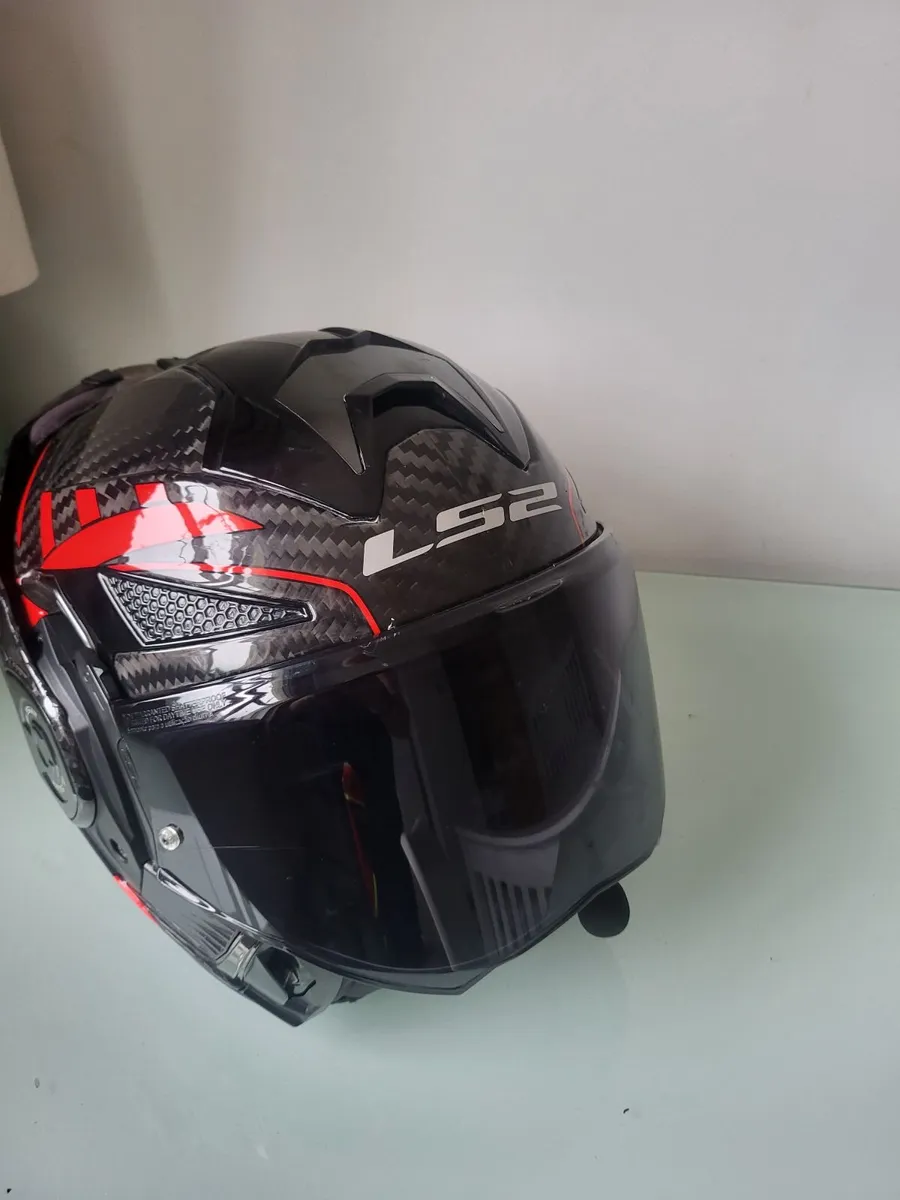 LS2 advant X Carbon fibre. - Image 4