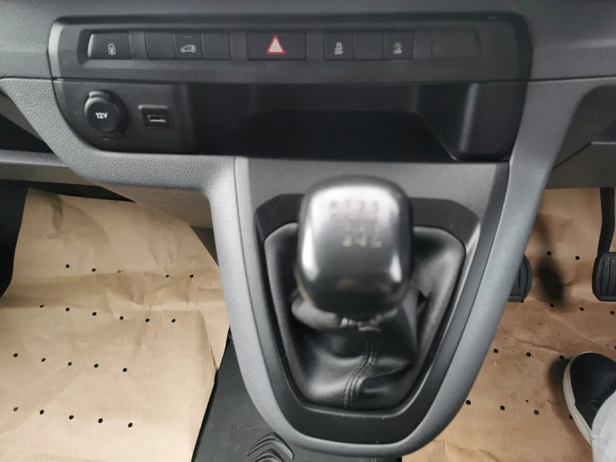 Citroen Dispatch MWB 1.5 BLUEHDI 100 6 6MT 4DR - Image 2