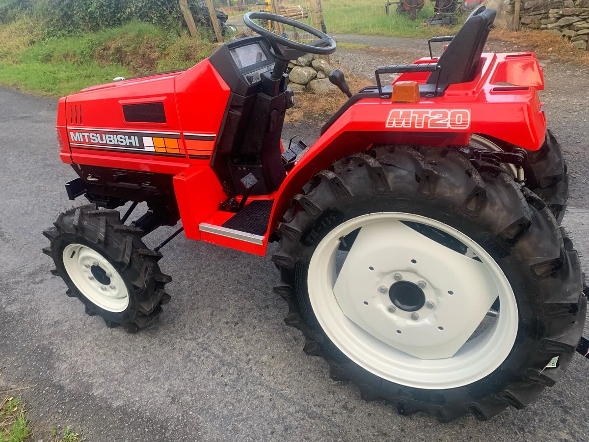 Mitsubishi mt20 compact tractor - Image 3