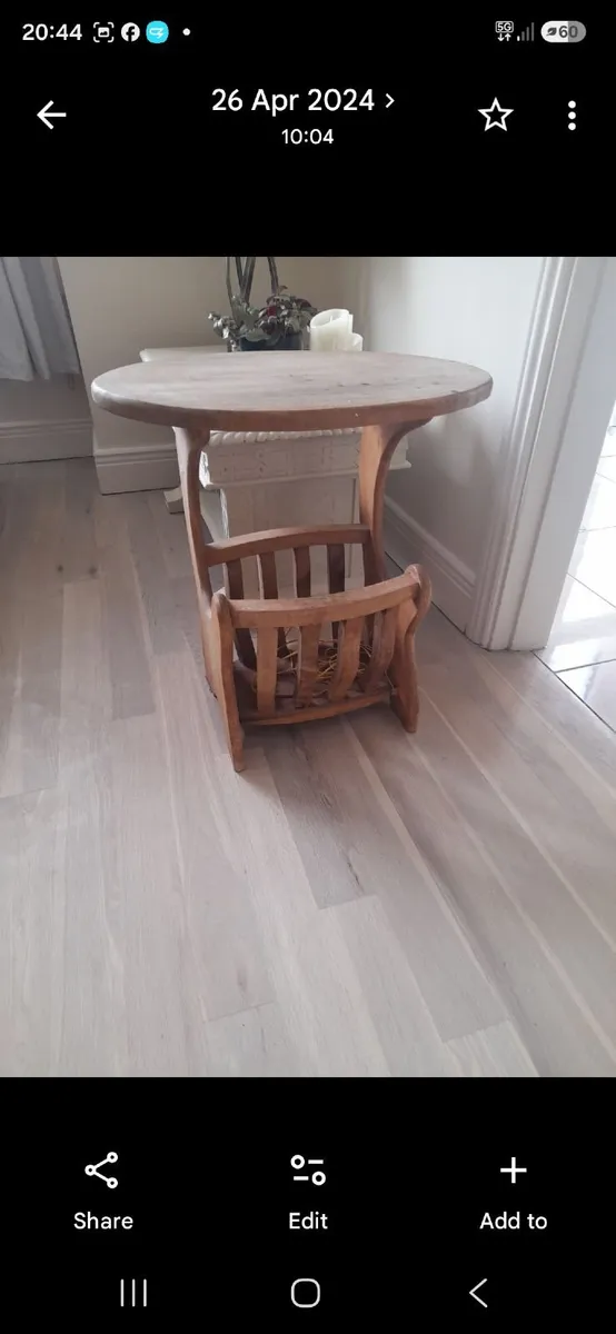 Hall/Lamp table with magazine rack - Image 1