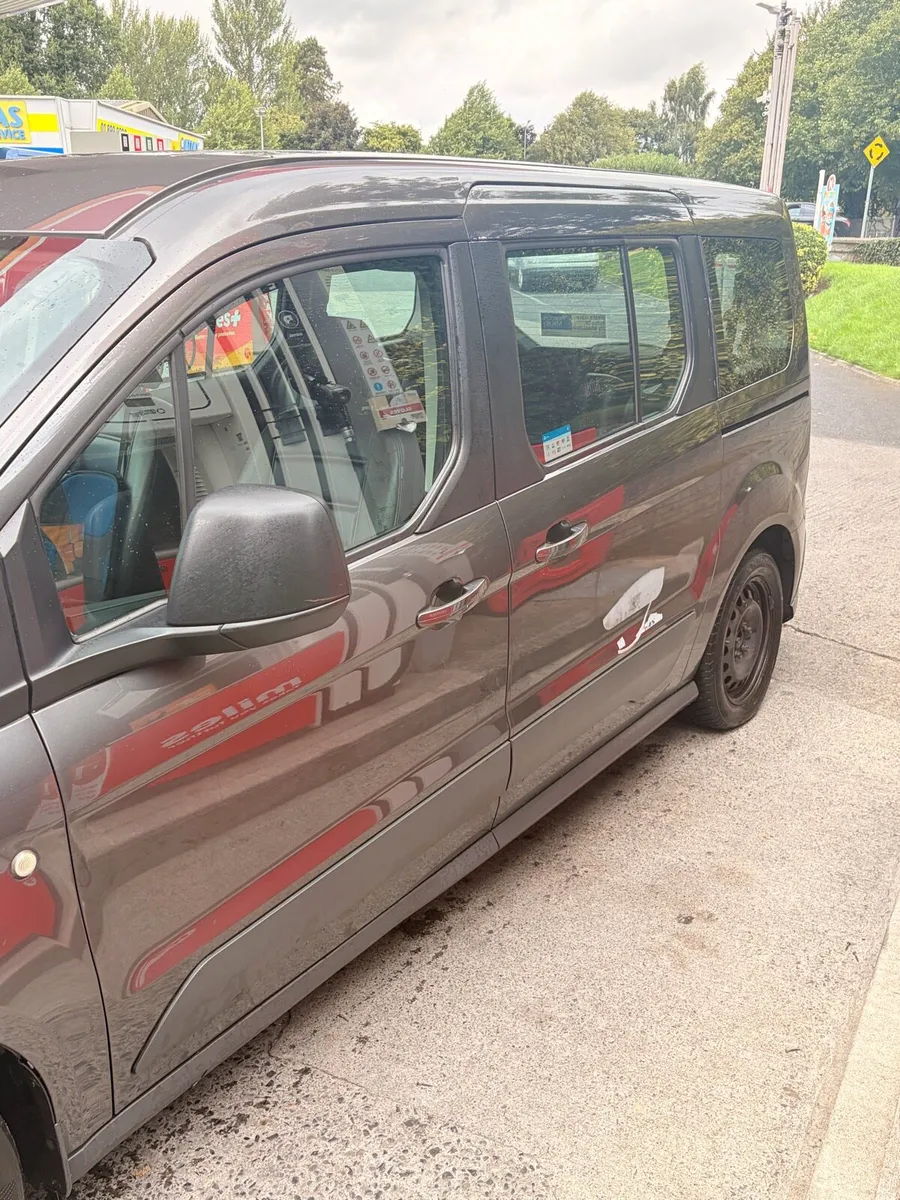 Ford connect van - Image 3