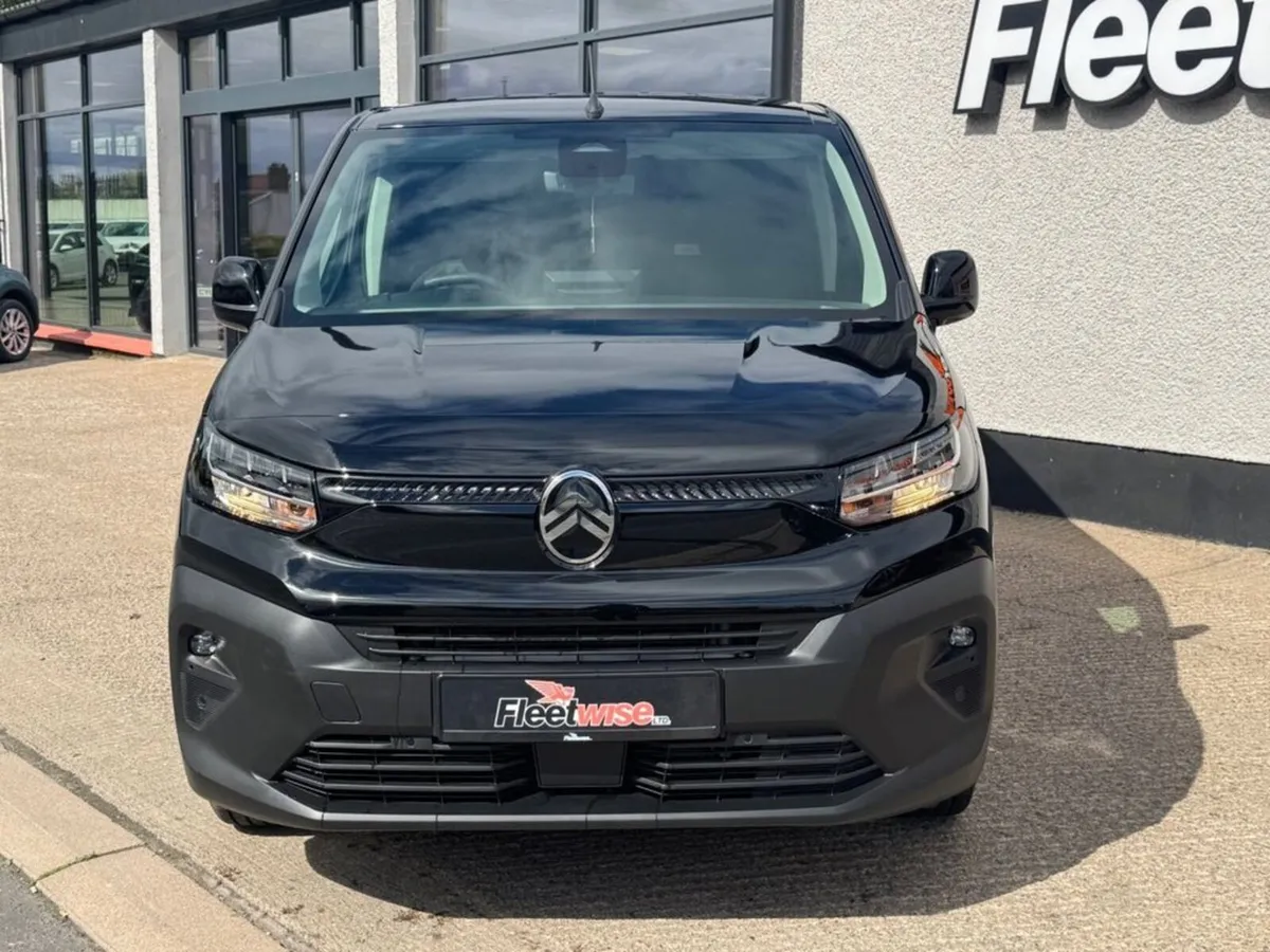 1.5 1000 Driver M Panel Van 5dr Diesel A8 SWB Euro - Image 2