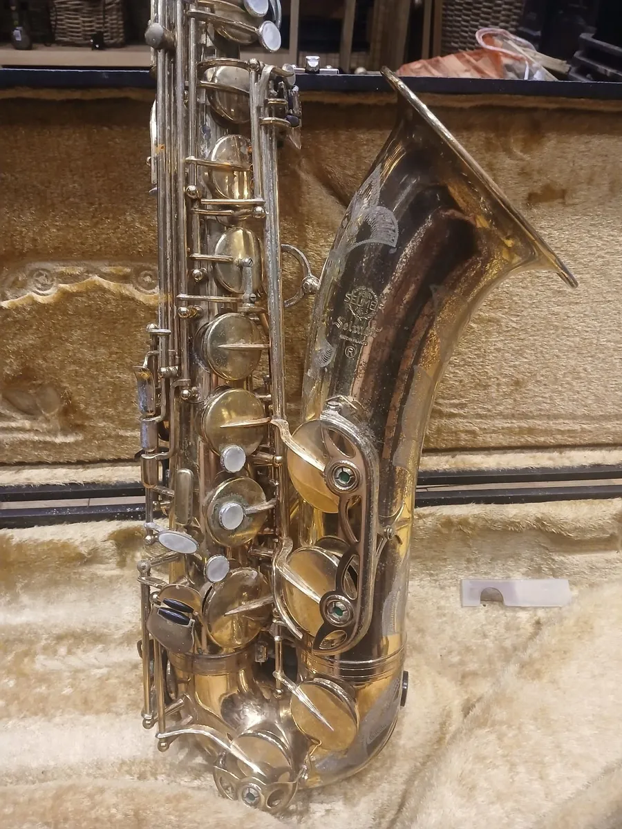 Saxophone - Image 2