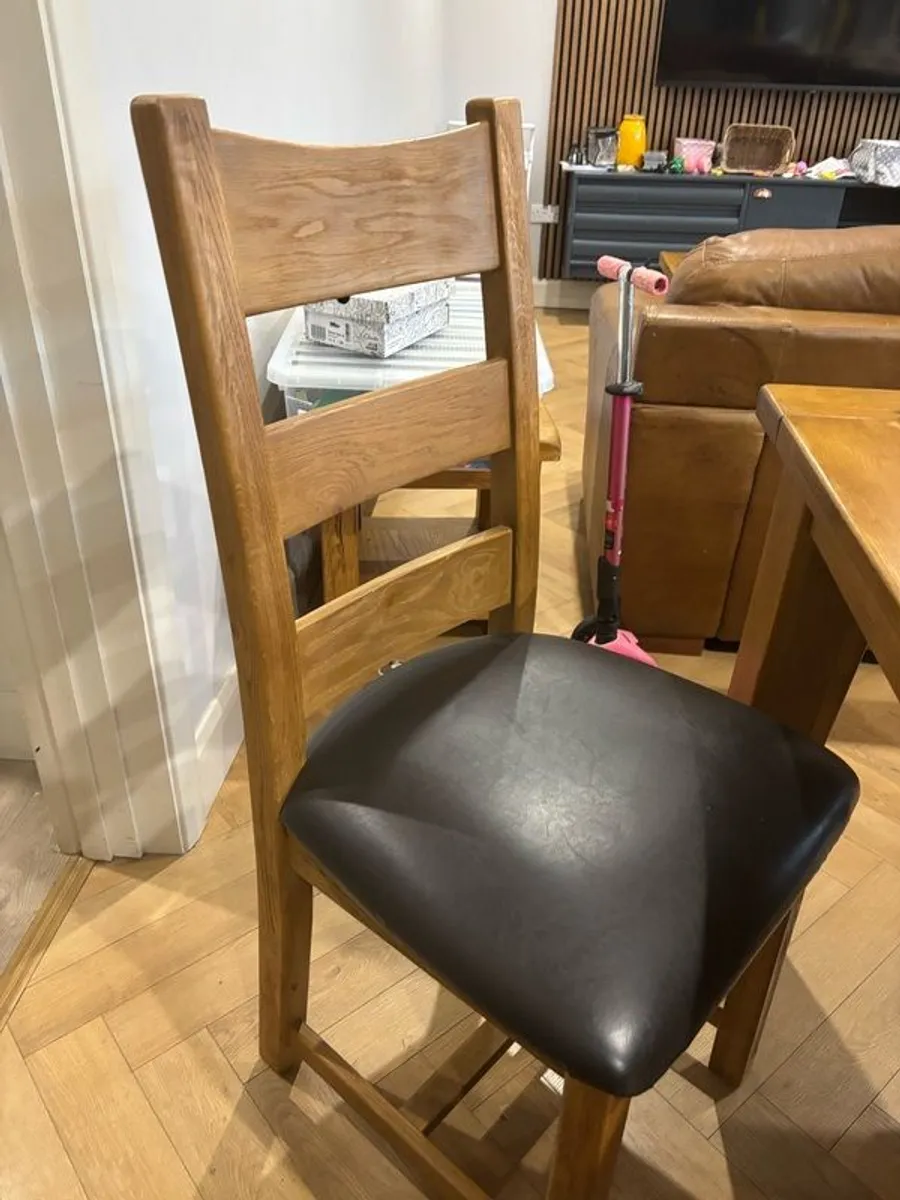 Dining table & 4 chairs - Image 1