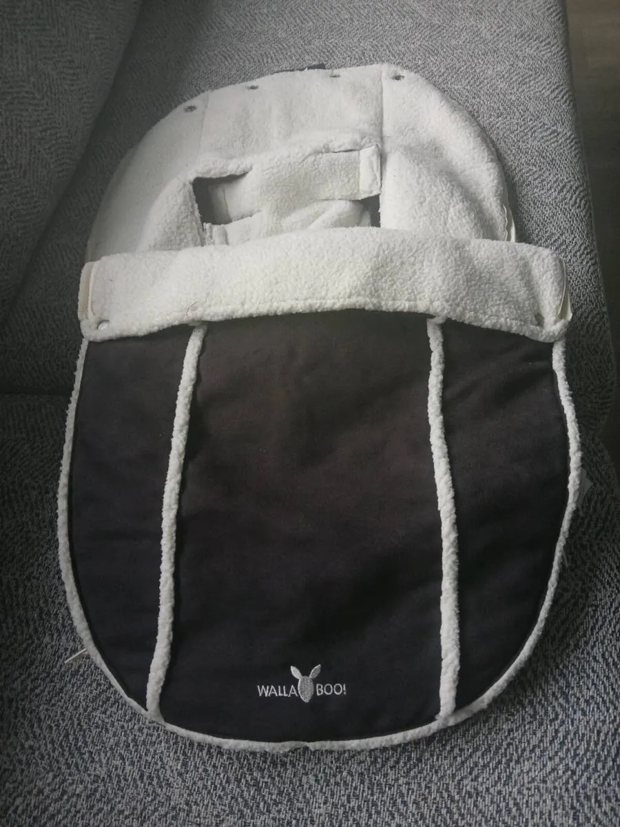 Wallaboo Car Seat Foot Muff - Image 2