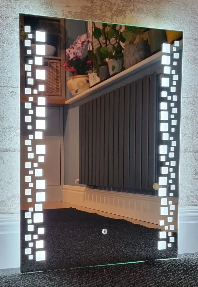 LED Bathroom Mirror 50x70cm Demister Cold Light - Image 1