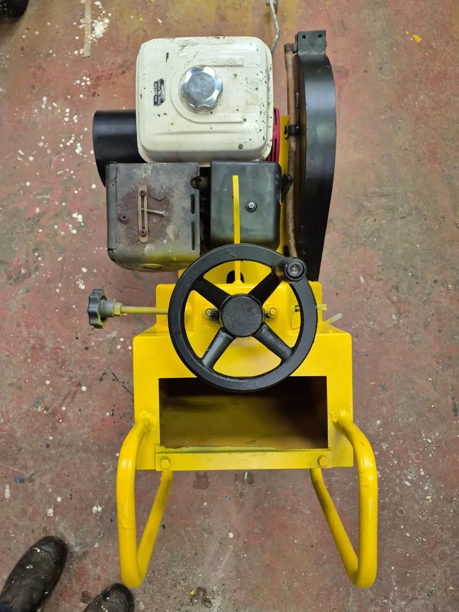 Road saw - Image 2