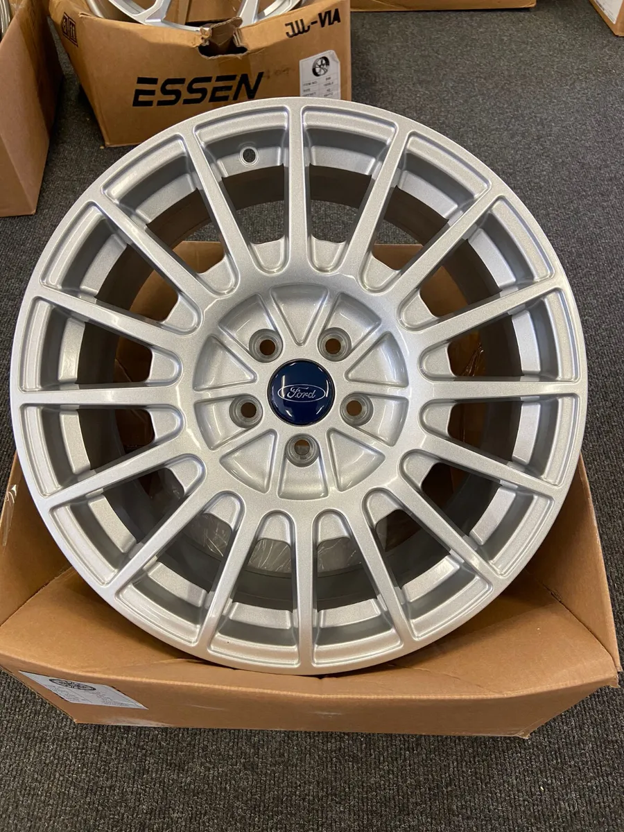 18" Ford Transit Motion R Style - Image 1