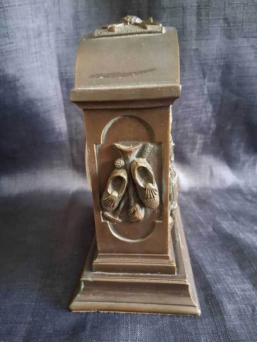 Genesis Bronze Golf Theme Clock - Image 3