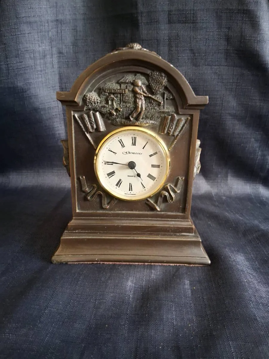 Genesis Bronze Golf Theme Clock - Image 1