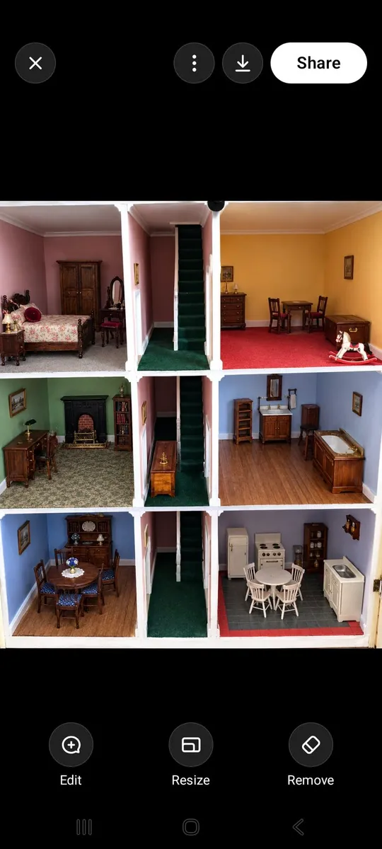 Dolls house - Image 4