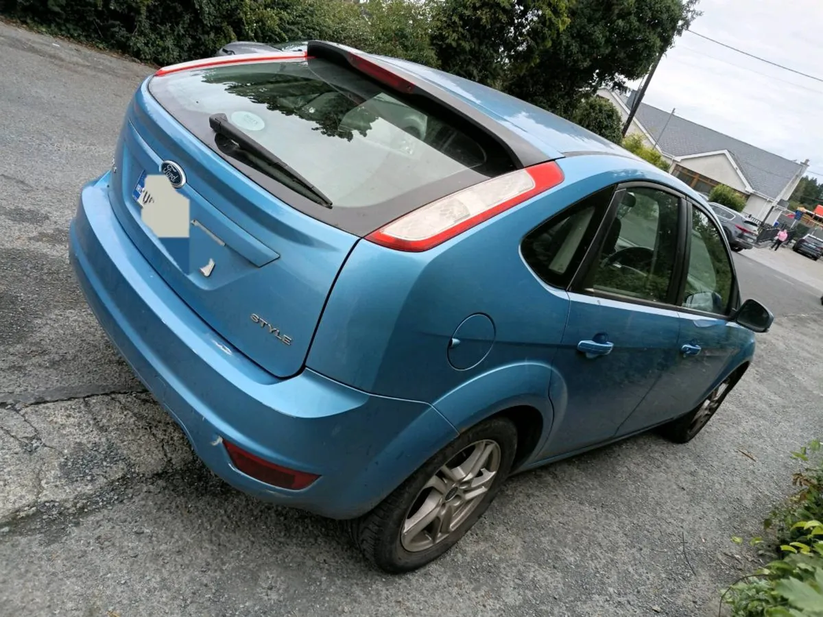 Ford focus - Image 2