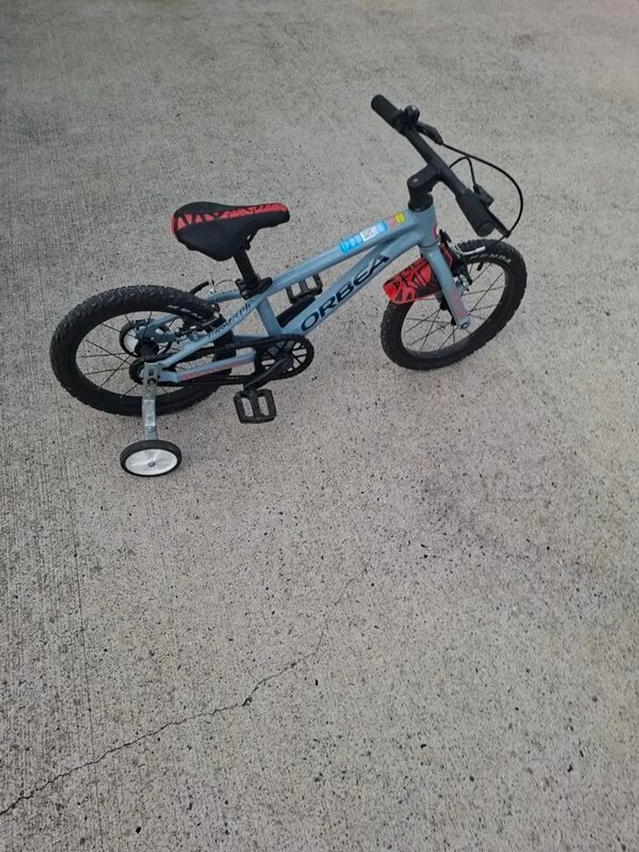 kids Orbea bike (like new) - Image 1
