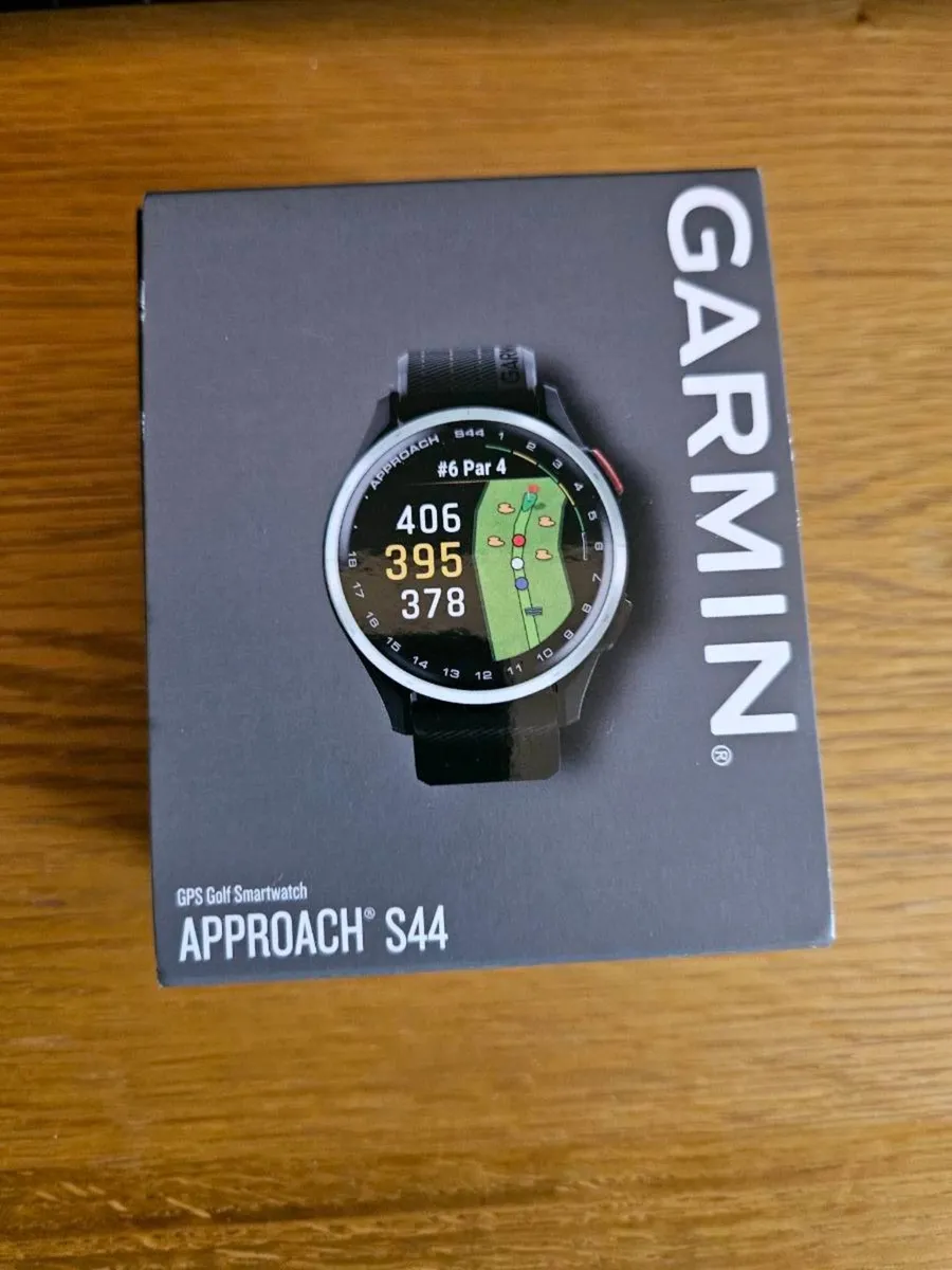 Garmin Approach S44 Golf Watch - Image 2