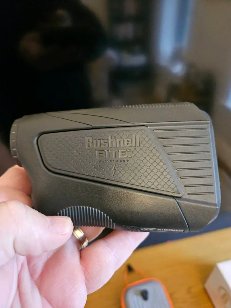 Bushnell Tour V5 Special Ed Rangefinder - Image 3