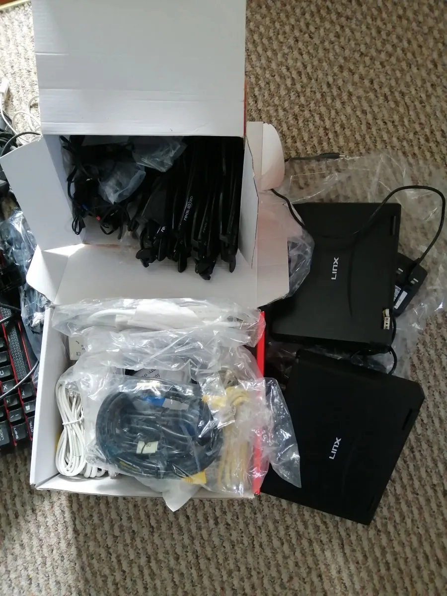 Keyboards /portable dvd player's - Image 3
