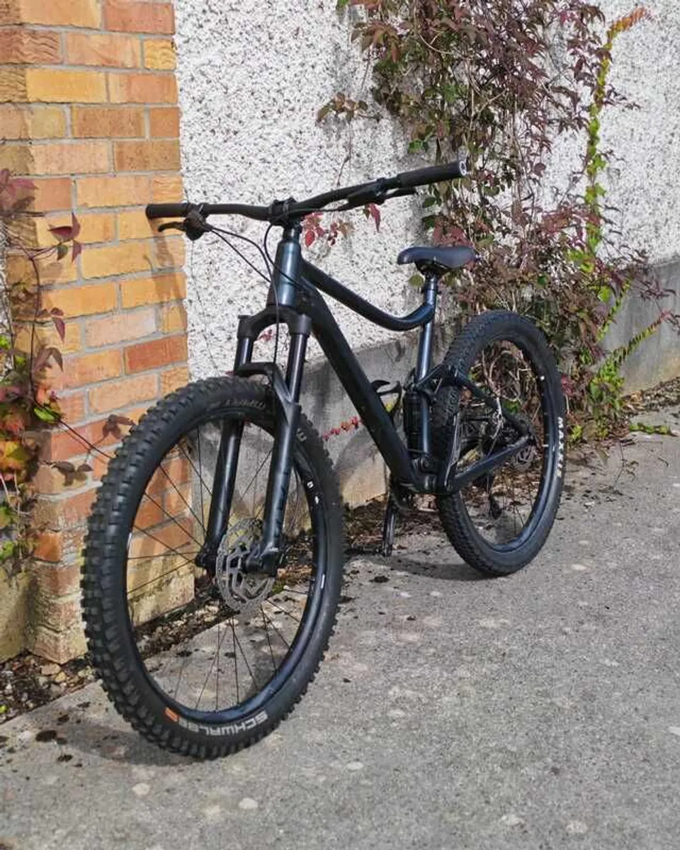 Giant Stance 2, L frame 2021 - Image 1
