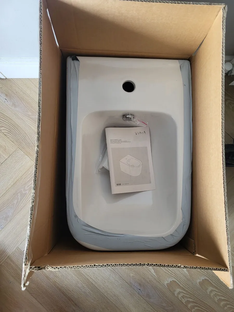 Bidet - Vitra Brand - Image 1