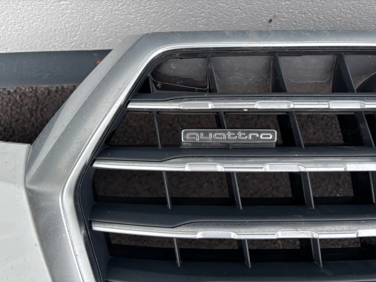 Audi Q7 Front Bumper and wing - Image 4