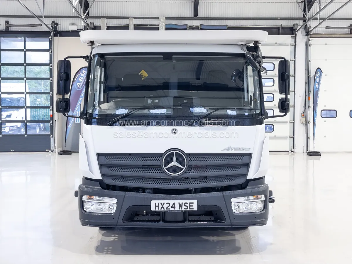 2024 MERCEDES ATEGO 816 POLE CARRIER WITH CRANE - Image 2