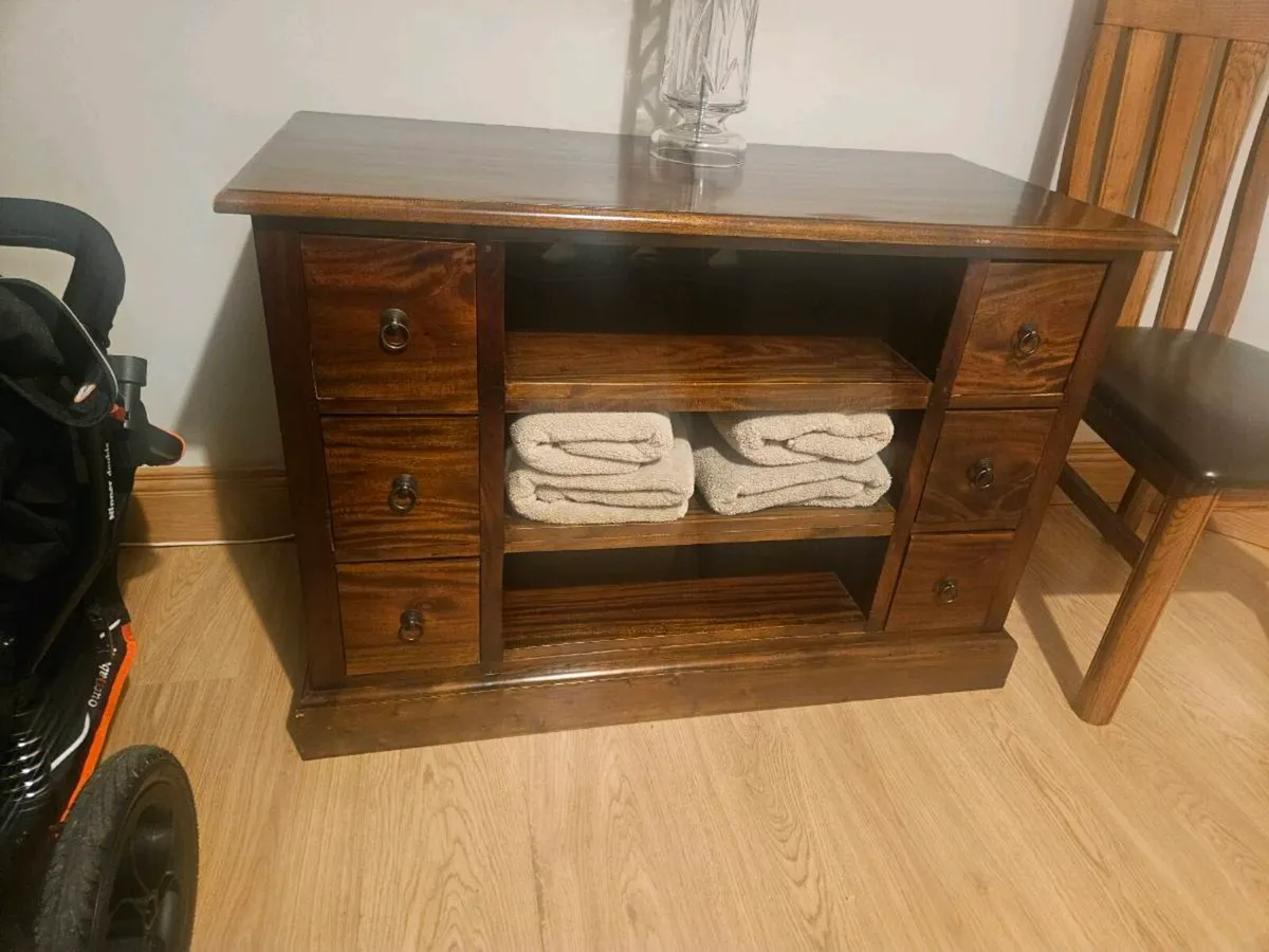 TV stand - Image 3