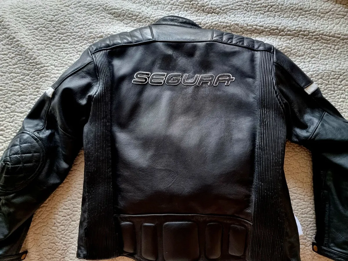 Segura   Leather Motorcycle Jacket size Large - Image 3