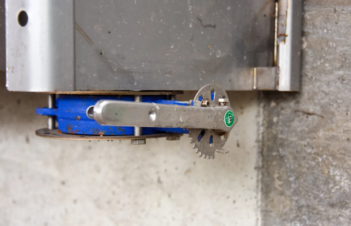 Teemore Stainless Steel Fast Empty Drinker Trough - Image 3