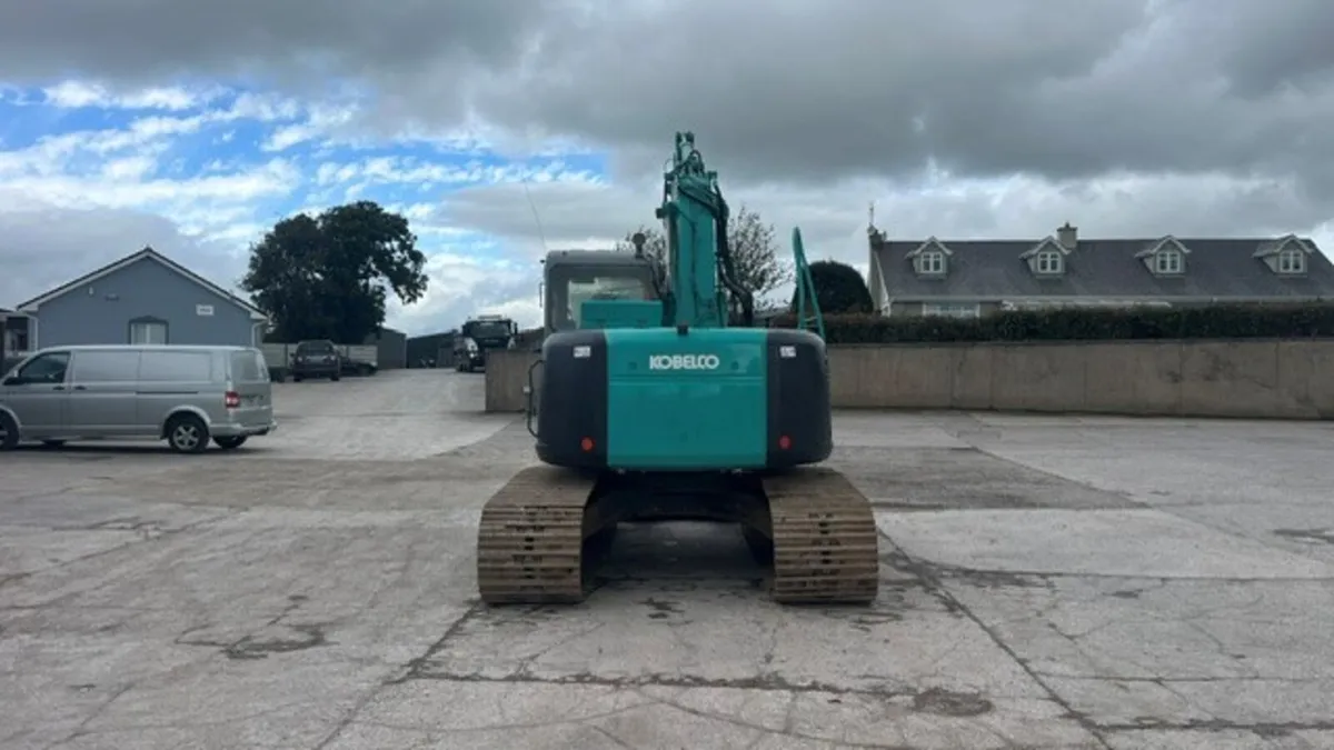 2003 Kobelco SK135 - Image 2