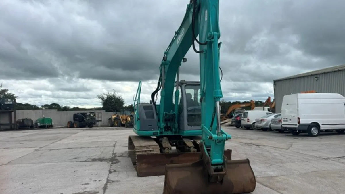 2003 Kobelco SK135 - Image 4