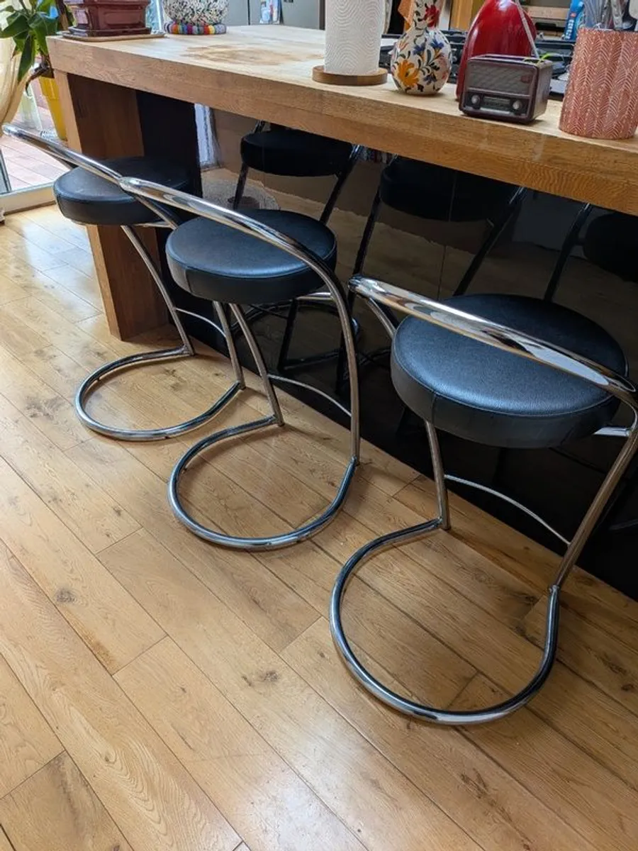 Postmodern Italian Chrome Pipping Stools by Effezeta - Image 1