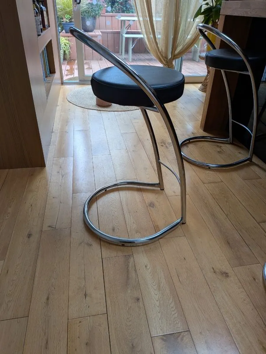 Postmodern Italian Chrome Pipping Stools by Effezeta - Image 2