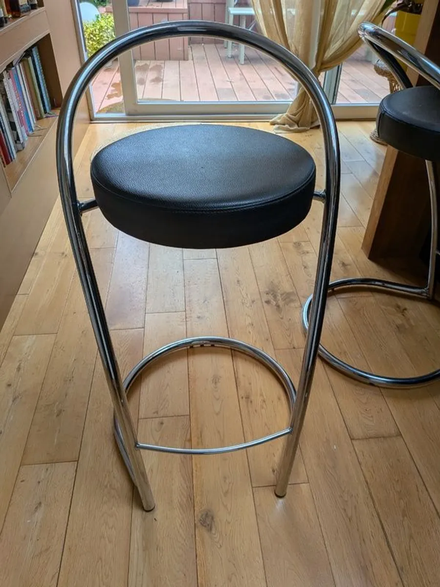 Postmodern Italian Chrome Pipping Stools by Effezeta - Image 3