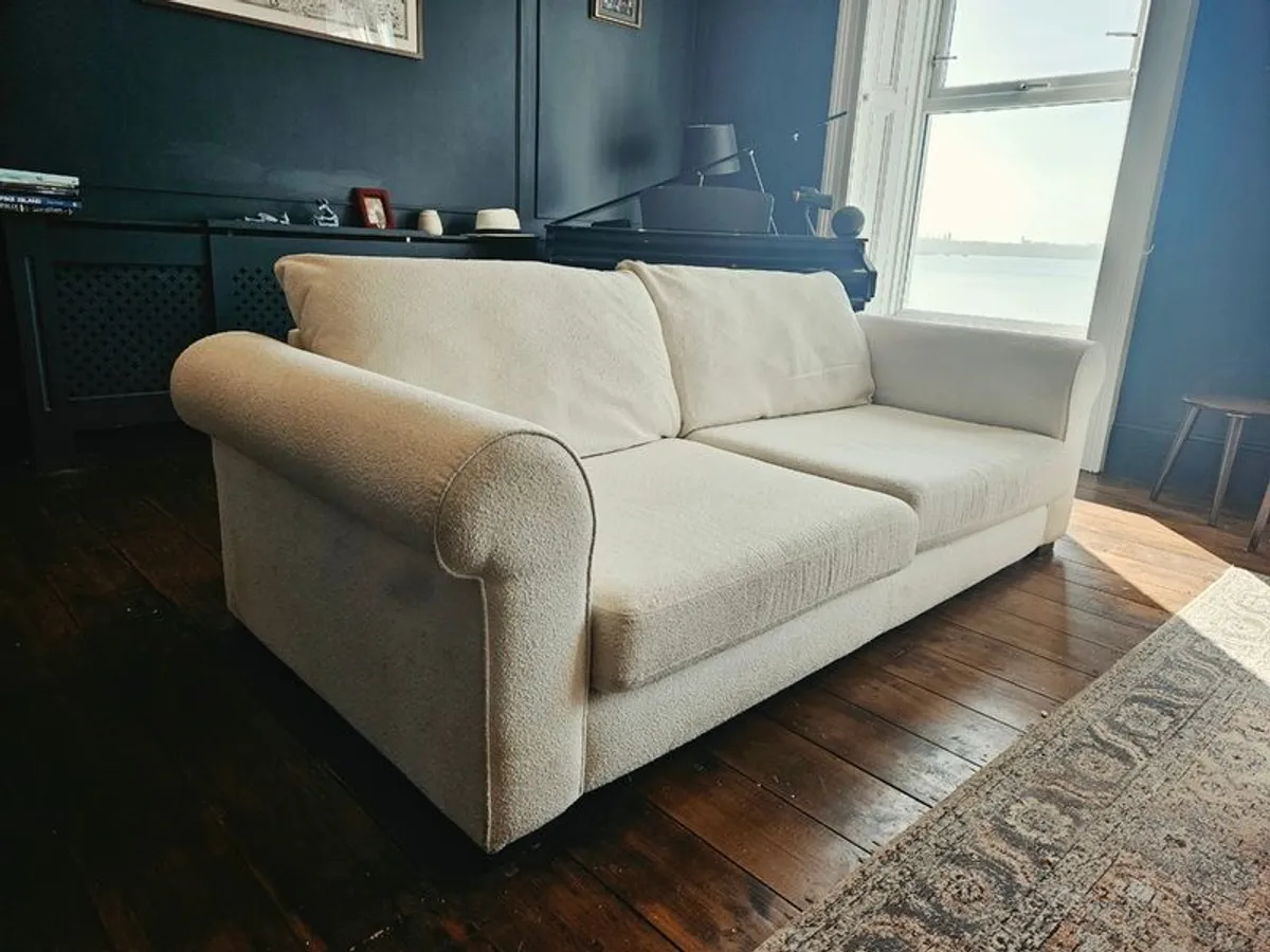 3 seater Sofa. Boucle - Image 1