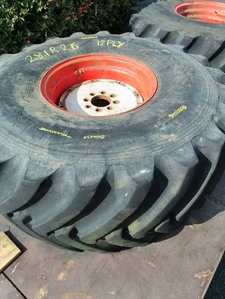 28.1r 26 interchangeable tanker tractor wheels - Image 4