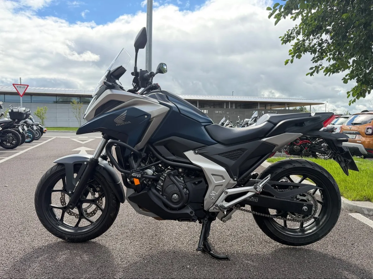 Honda NC750x (Late 2023 - DCT model) - Image 2