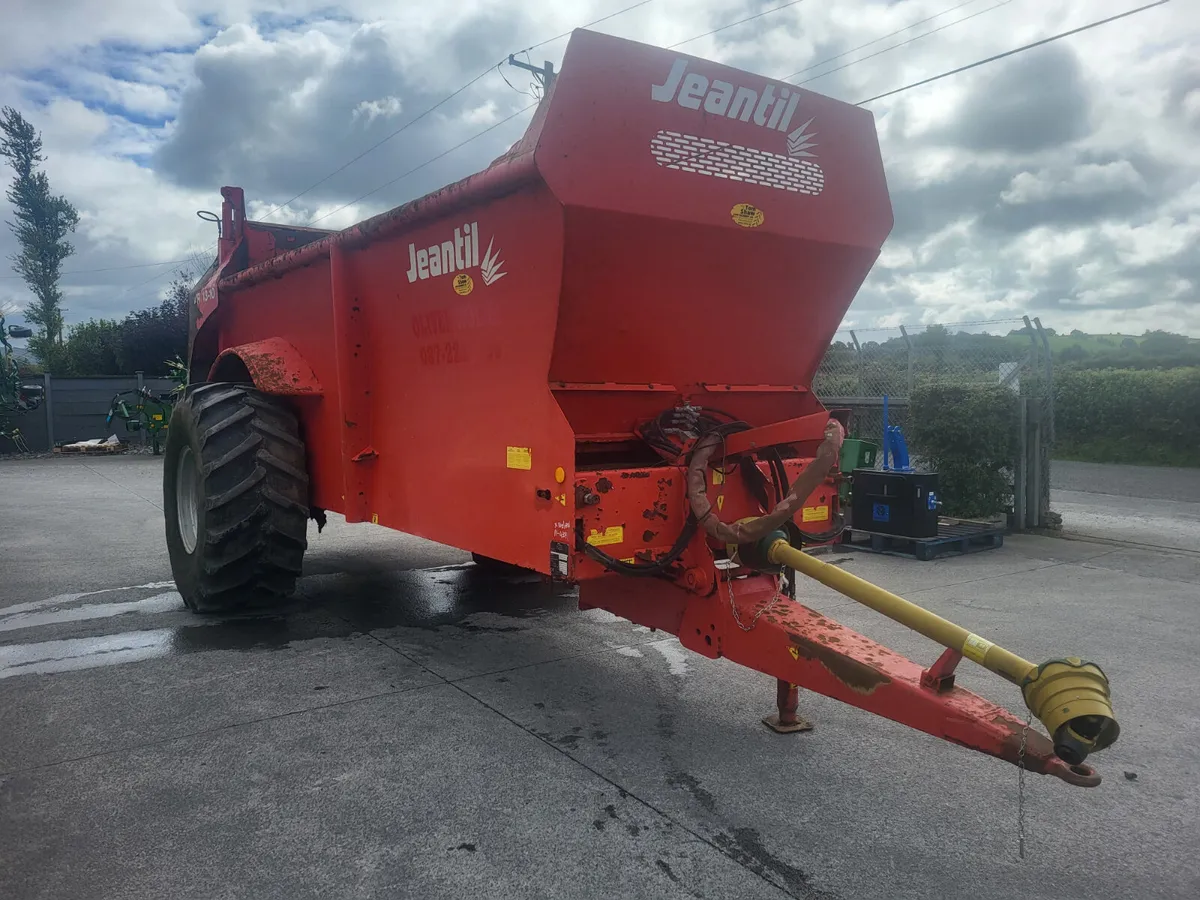 2018 Jeantil EVR 13-10 Dung Spreader - Image 3
