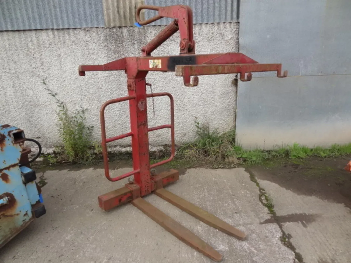 Conquip Hiab Crane Pallet Forks - Image 3