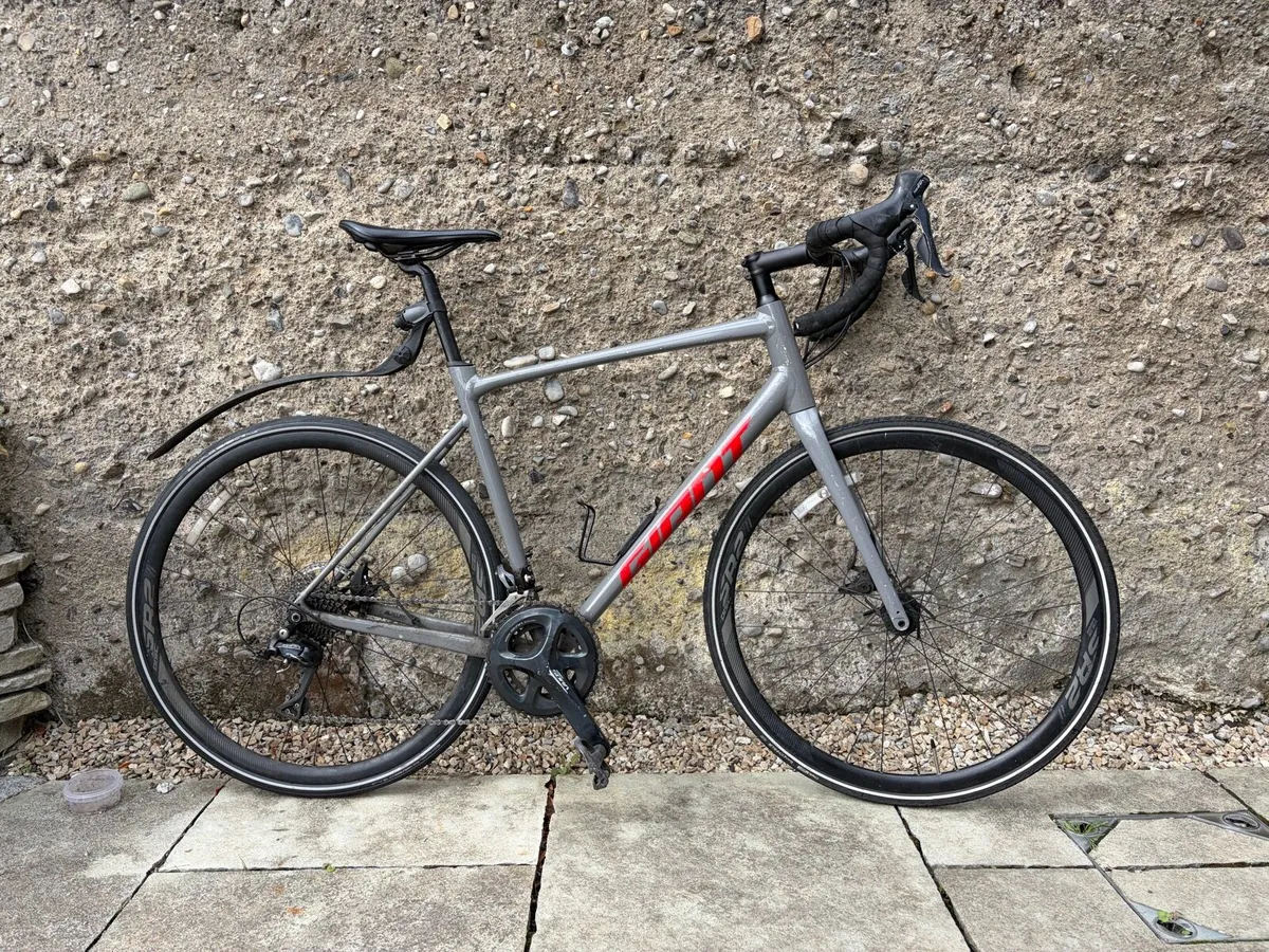 Giant Road Bike | Large Frame | Recently Serviced - Image 2