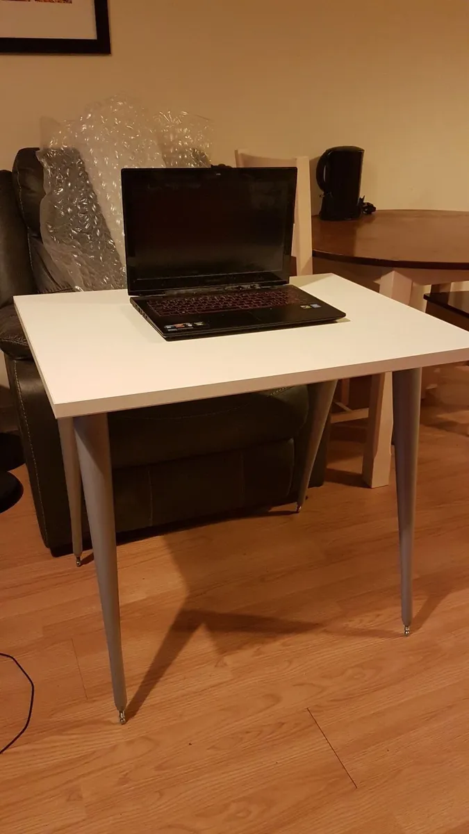 Very stable and heavy office and home table