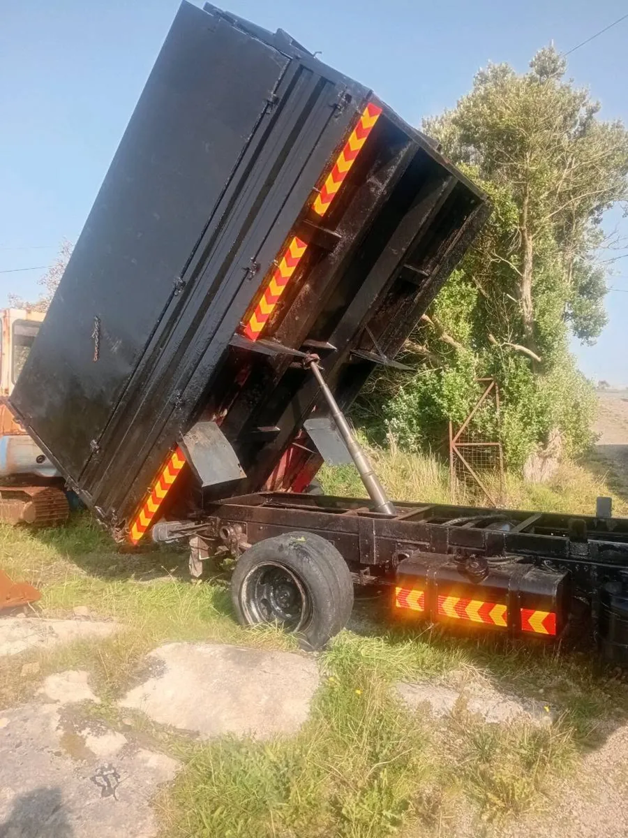 Mitsubishi canter - Image 1