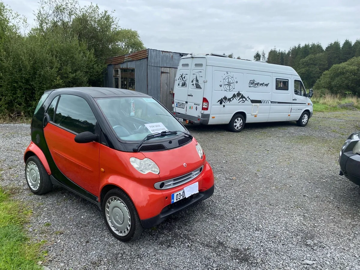 Smart and Mercedes camper - Image 4