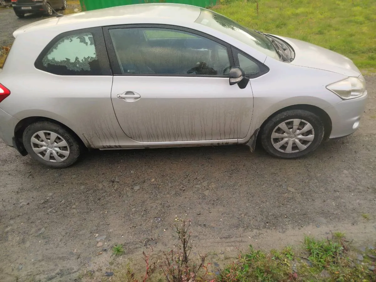 Toyota auris - Image 4