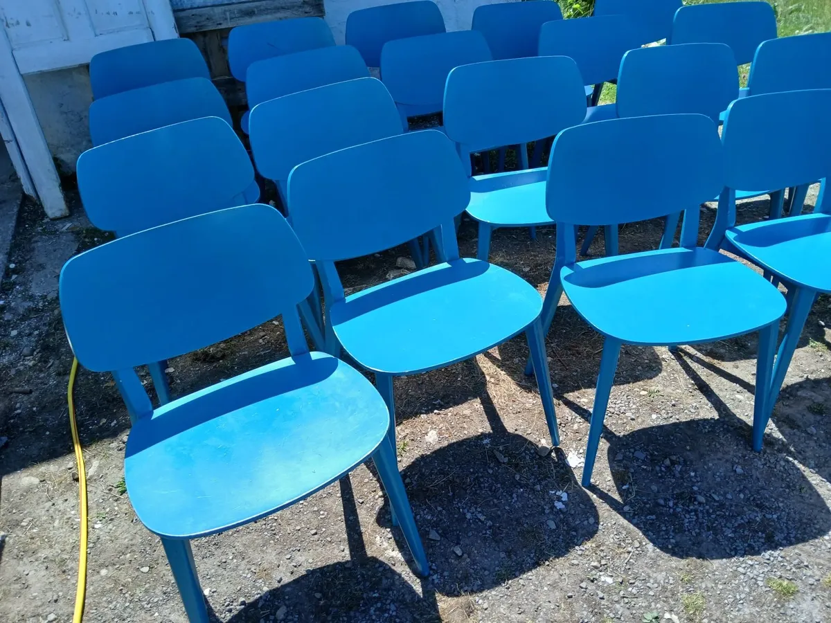 Chairs lot of /25/... in red or blue...delivered - Image 2