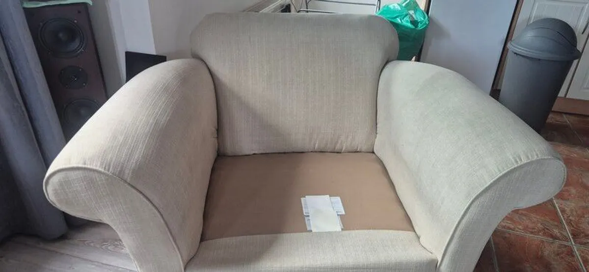 Love Seat For Sale - Image 1