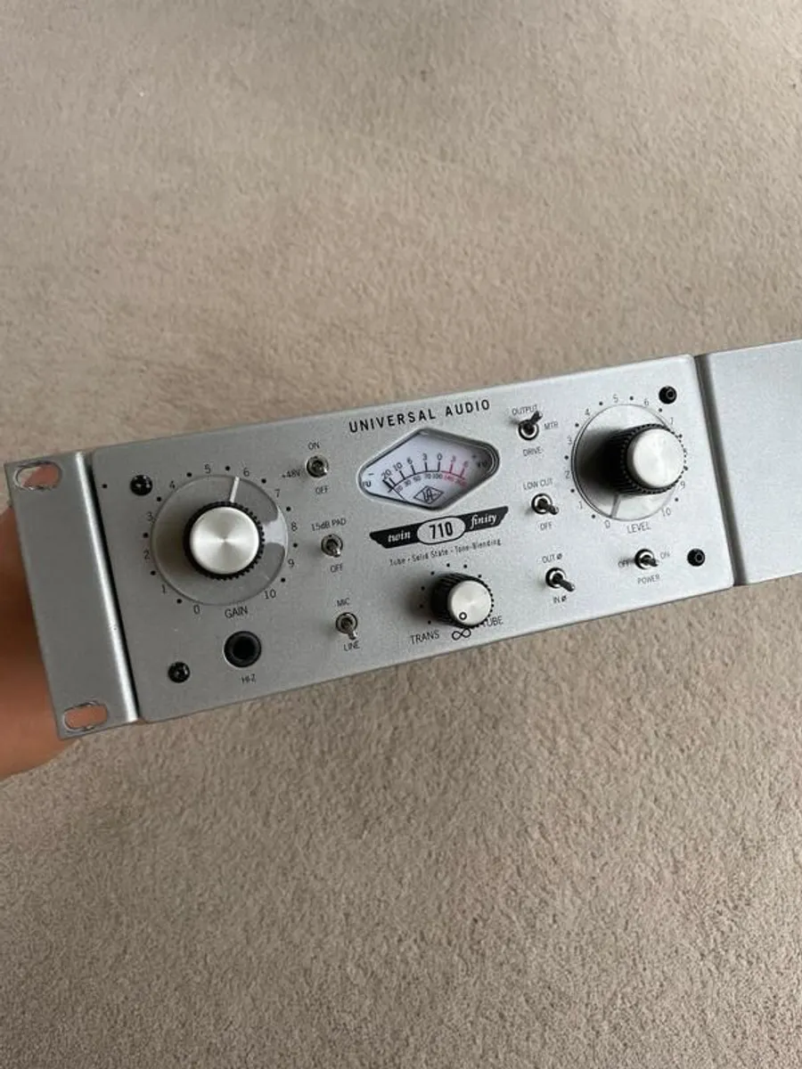Universal Audio 710 twin finity - Image 4
