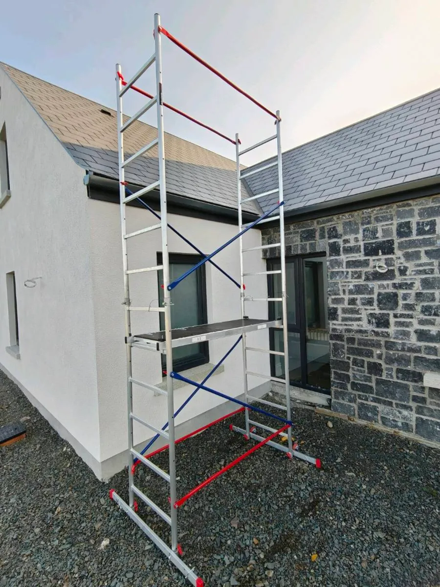 Aluminum scaffolding tower - Image 1